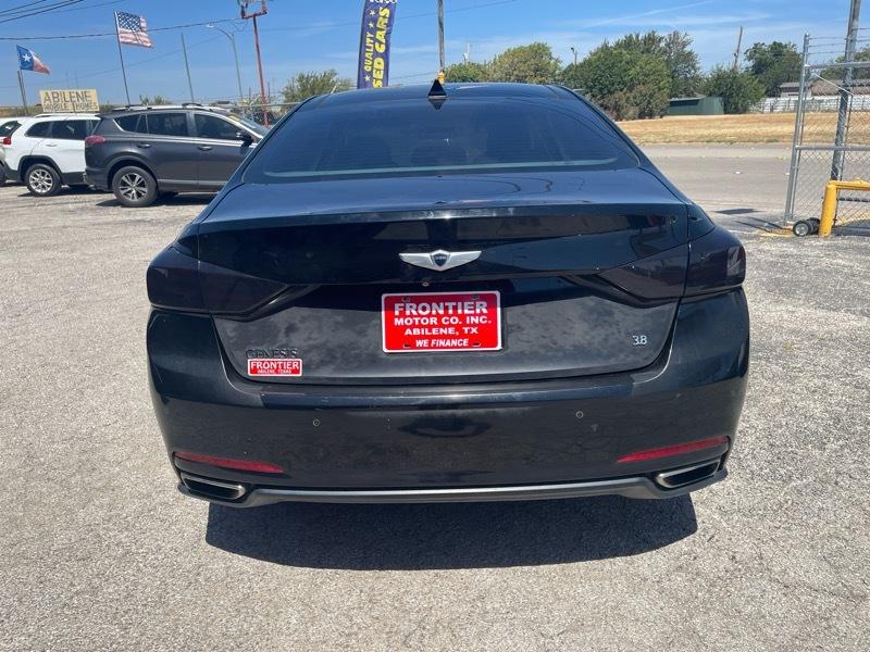 Hyundai Genesis 3.8L 2015