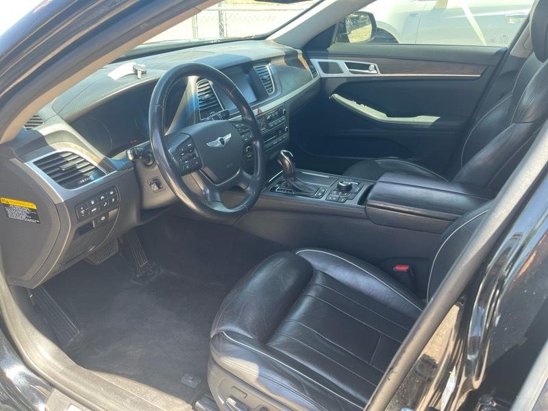Hyundai Genesis 3.8L 2015