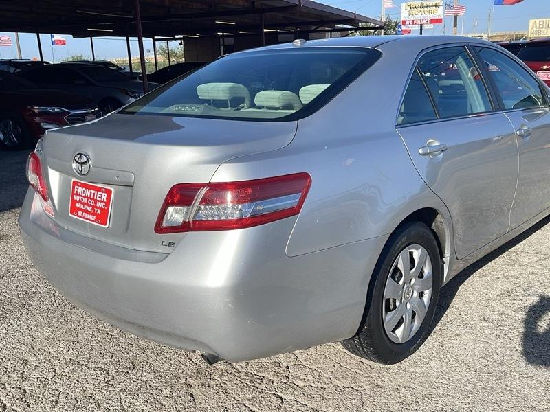 Toyota Camry SE 6-Spd MT 2010