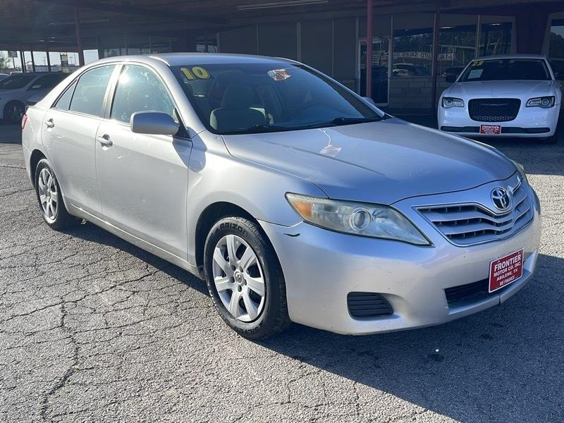 Toyota Camry SE 6-Spd MT 2010