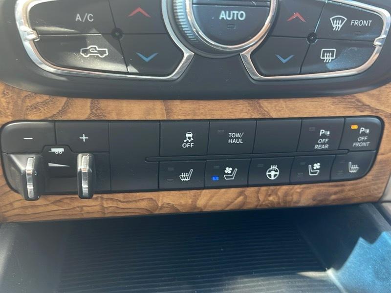 RAM 1500 Laramie Longhorn Edition Crew Cab LWB 2WD 2014