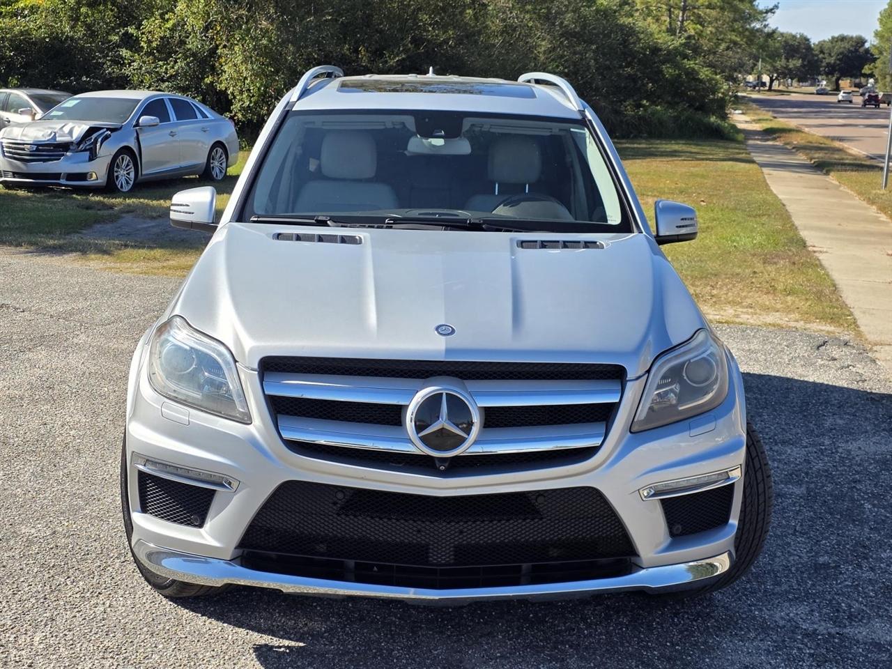 Mercedes-Benz GL-Class GL550 4MATIC 2014