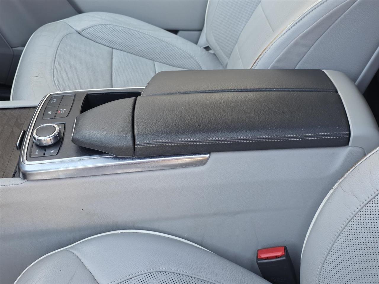 Mercedes-Benz GL-Class GL550 4MATIC 2014