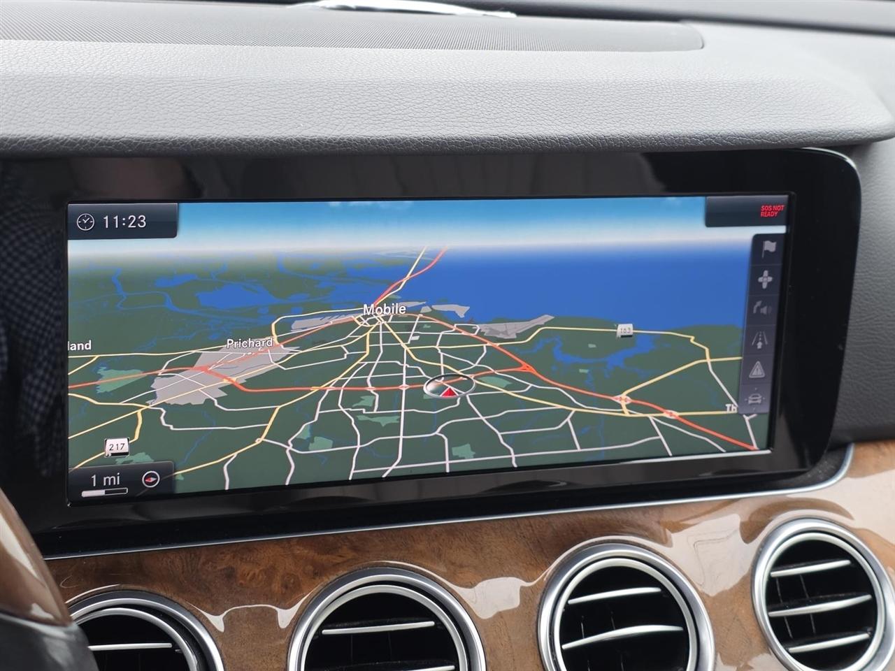 Mercedes-Benz E-Class E300 Luxury Sedan 2017