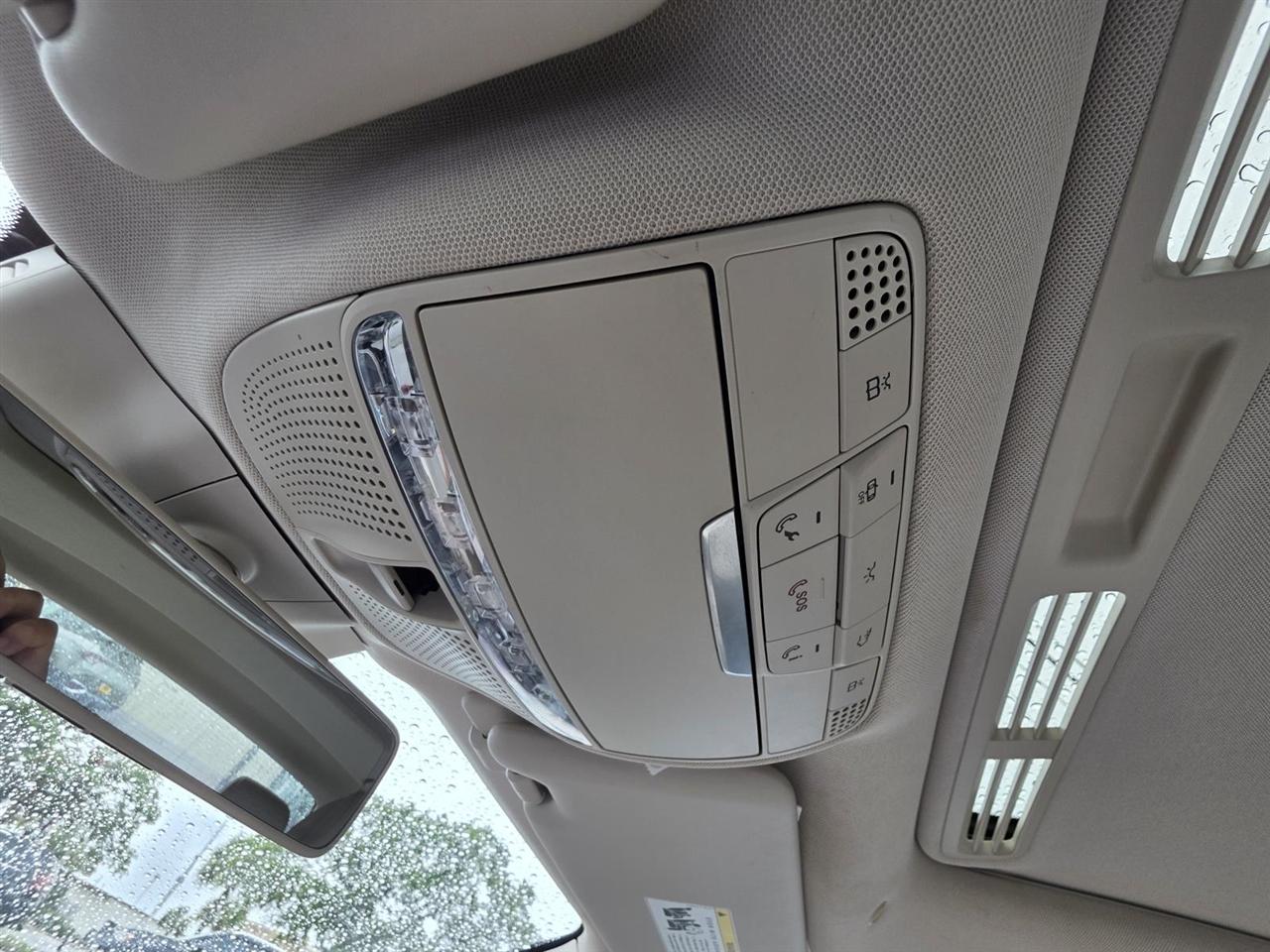 Mercedes-Benz E-Class E300 Luxury Sedan 2017