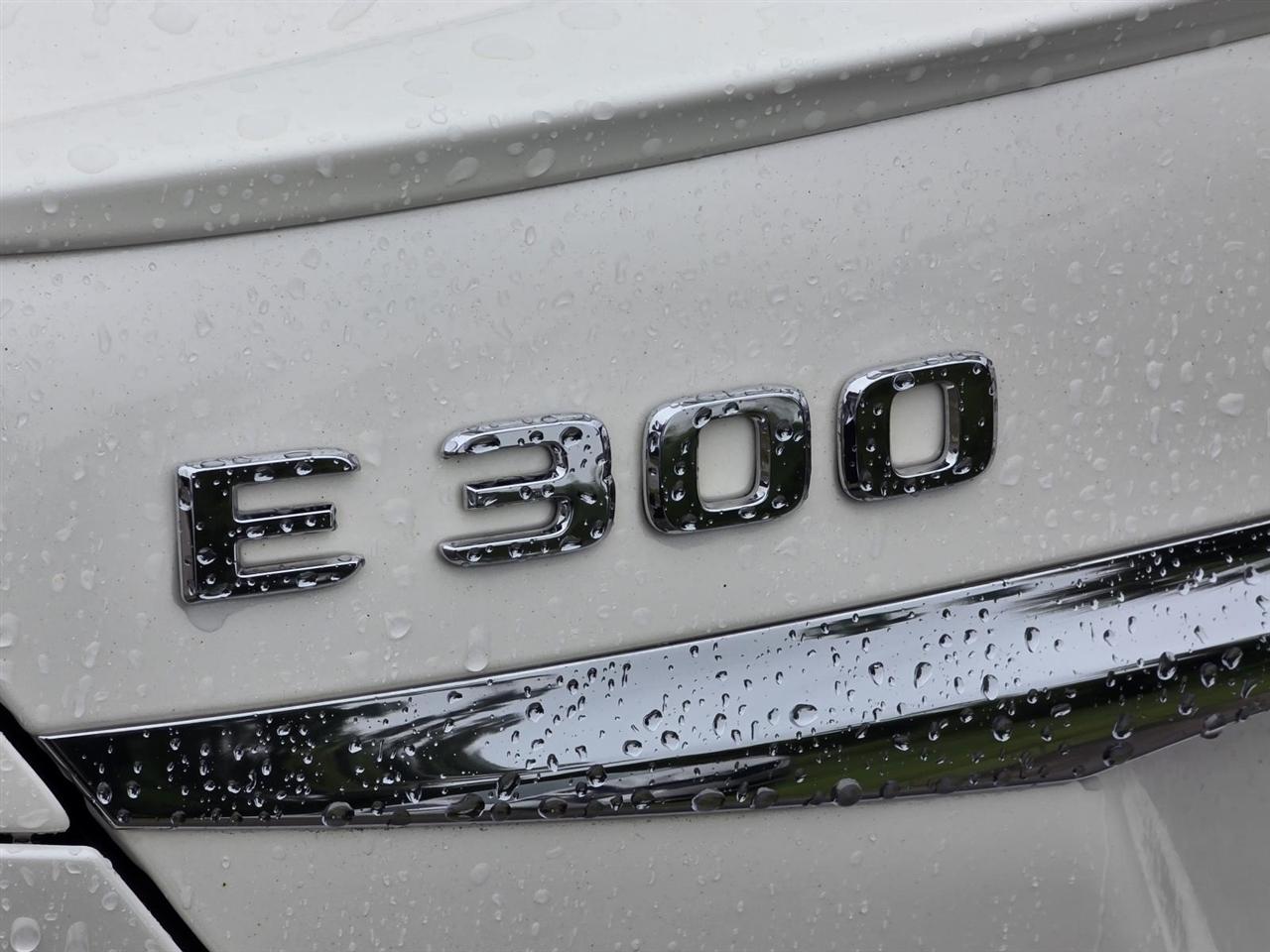 Mercedes-Benz E-Class E300 Luxury Sedan 2017