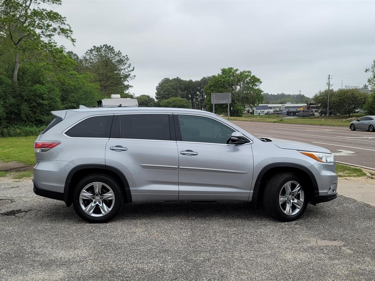 Toyota Highlander Limited AWD V6 2015