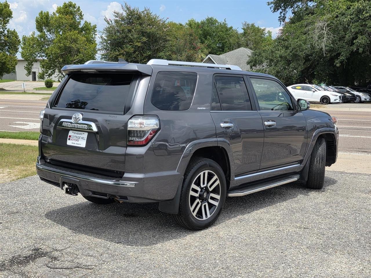 Toyota 4Runner SR5 2WD 2016