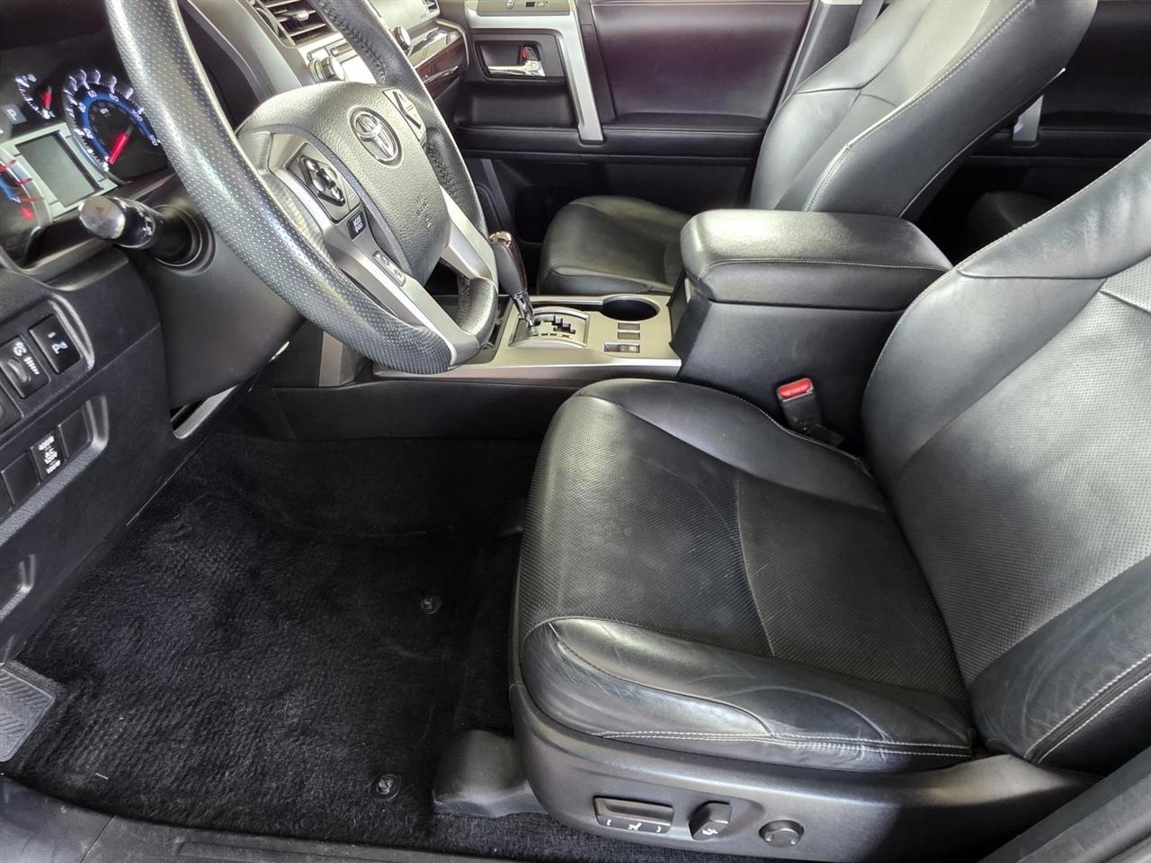 Toyota 4Runner SR5 2WD 2016