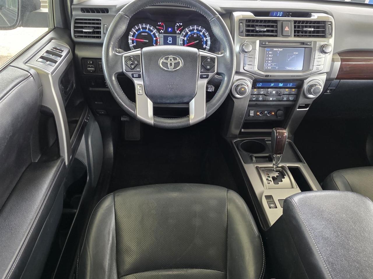 Toyota 4Runner SR5 2WD 2016