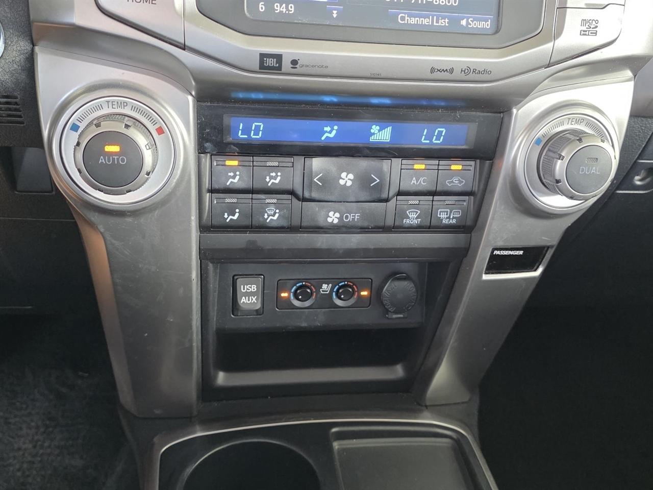 Toyota 4Runner SR5 2WD 2016