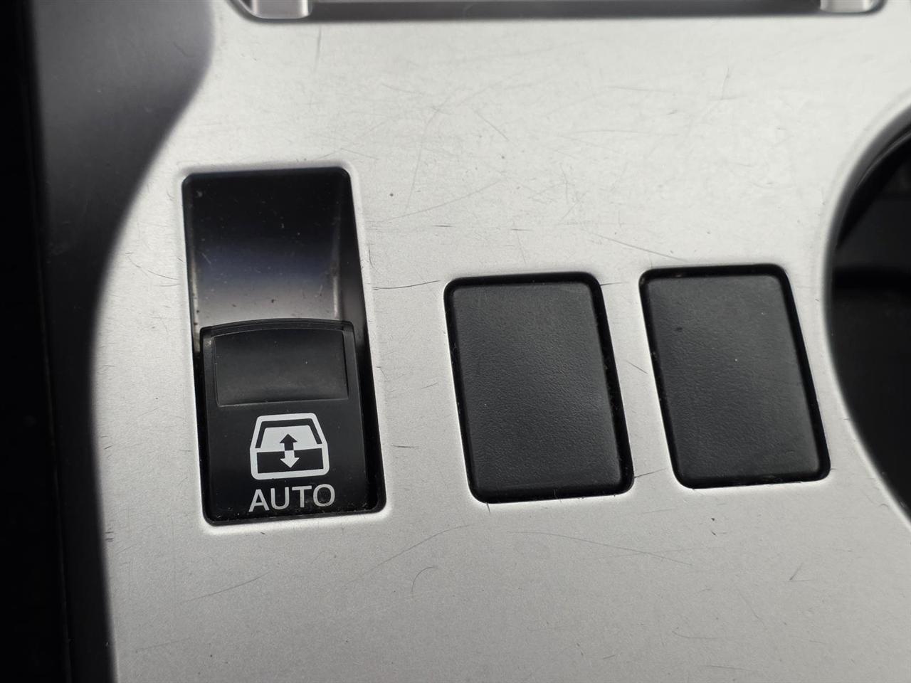 Toyota 4Runner SR5 2WD 2016