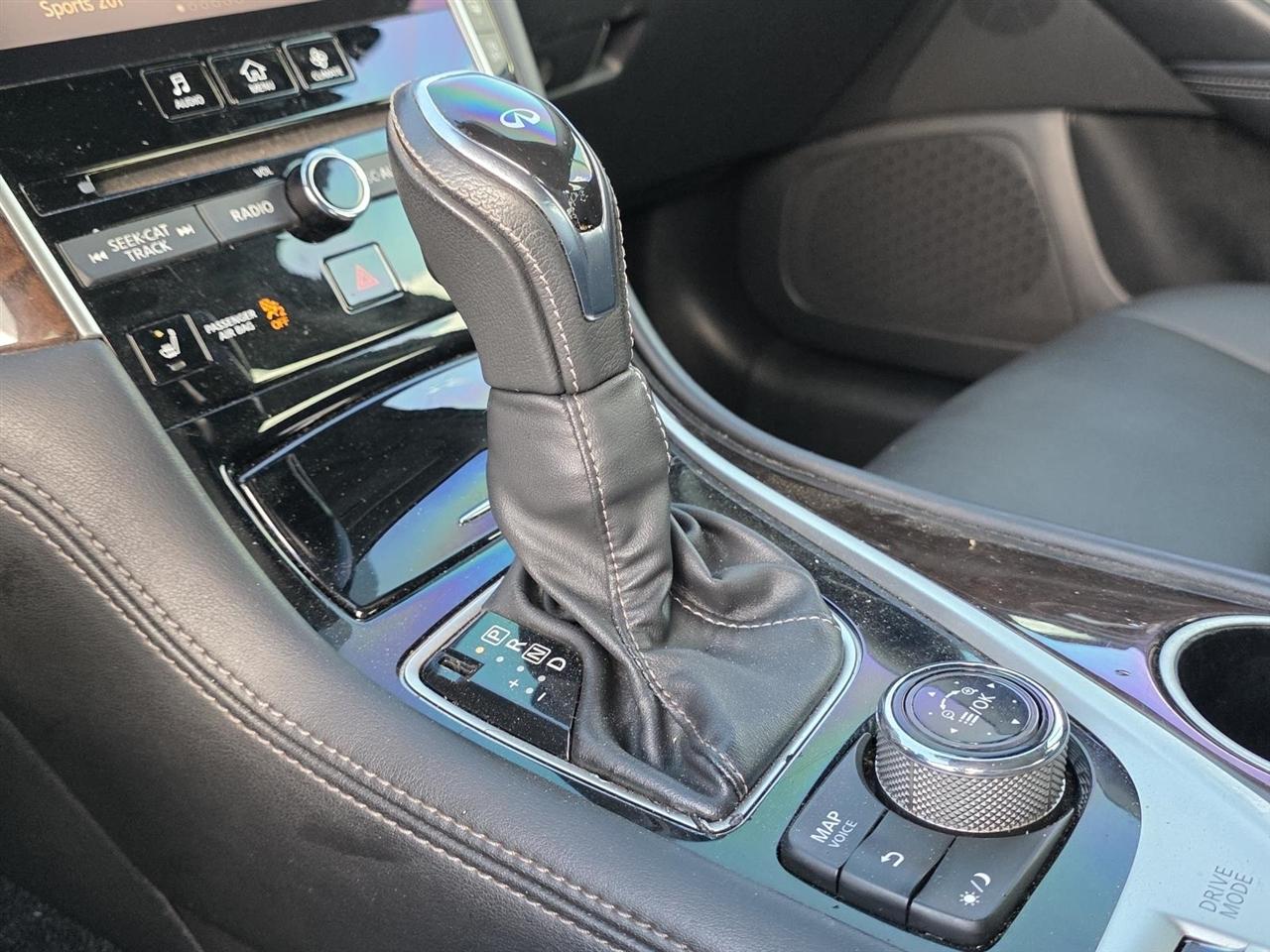 Infiniti Q50 3.0t LUXE 2018