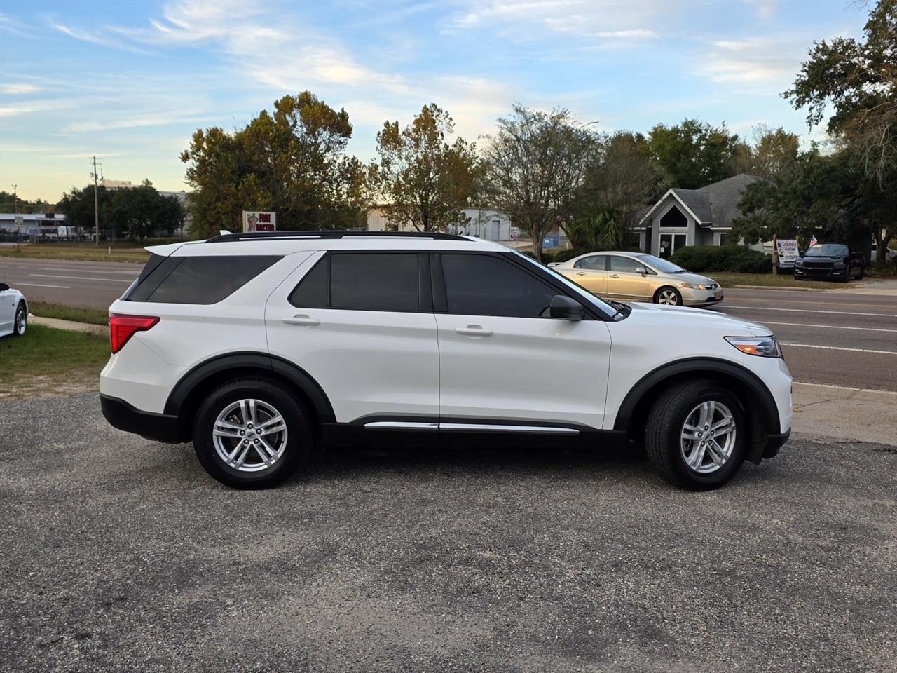 Ford Explorer XLT 2021