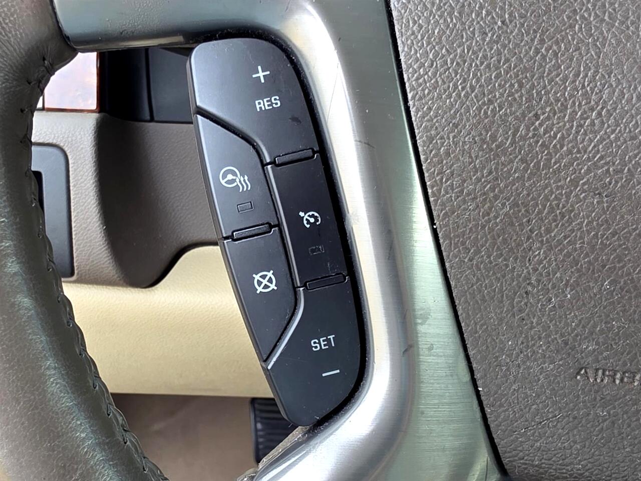 GMC Yukon SLT1 2WD 2012