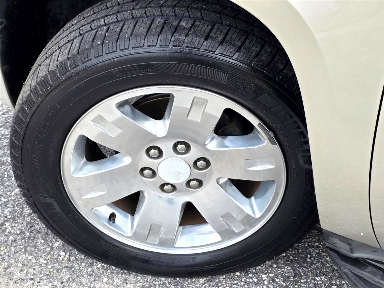 GMC Yukon SLT1 2WD 2012