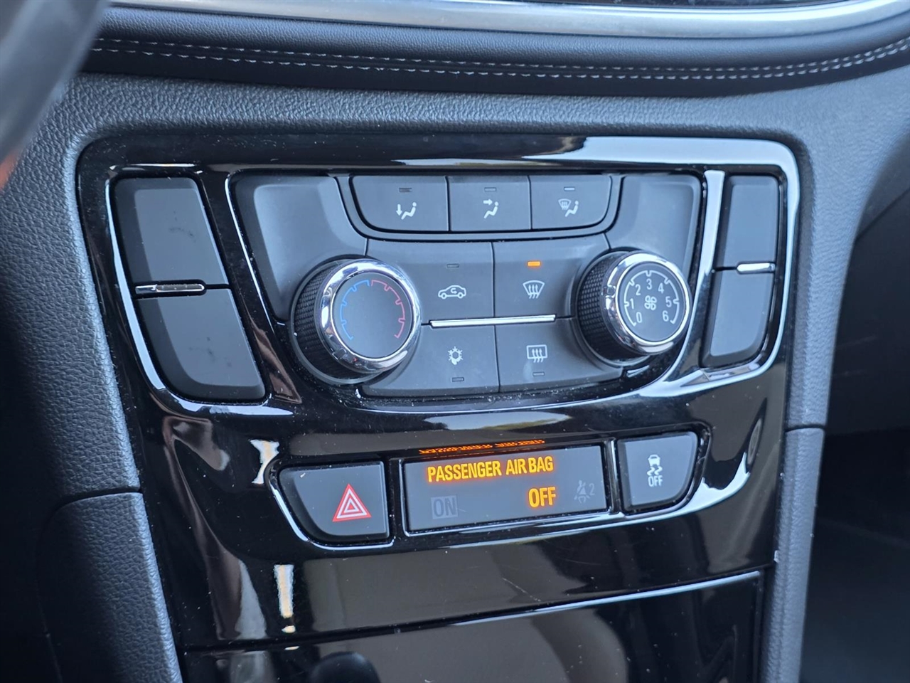 Buick Encore Preferred FWD 2018