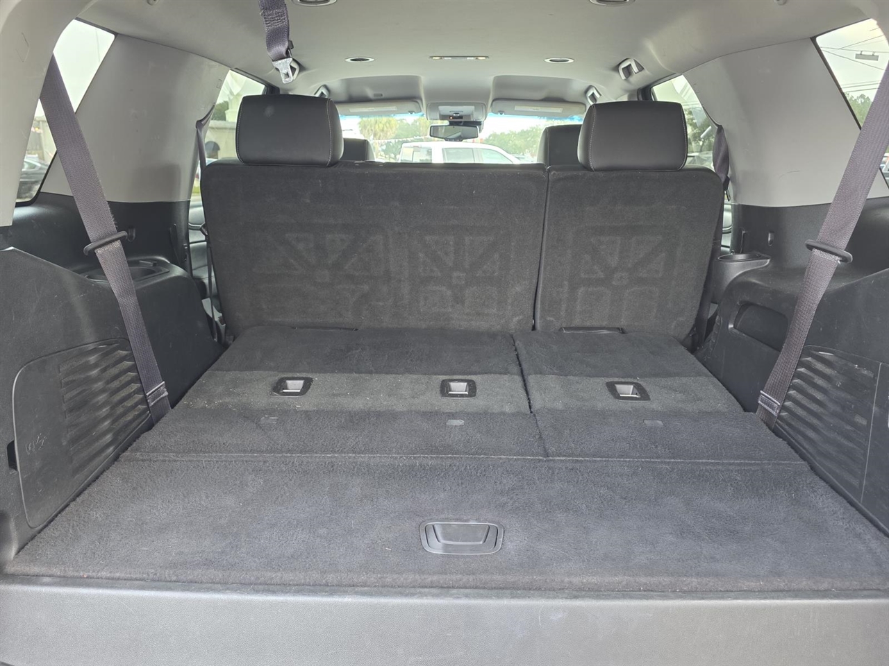 GMC Yukon SLT 2WD 2017