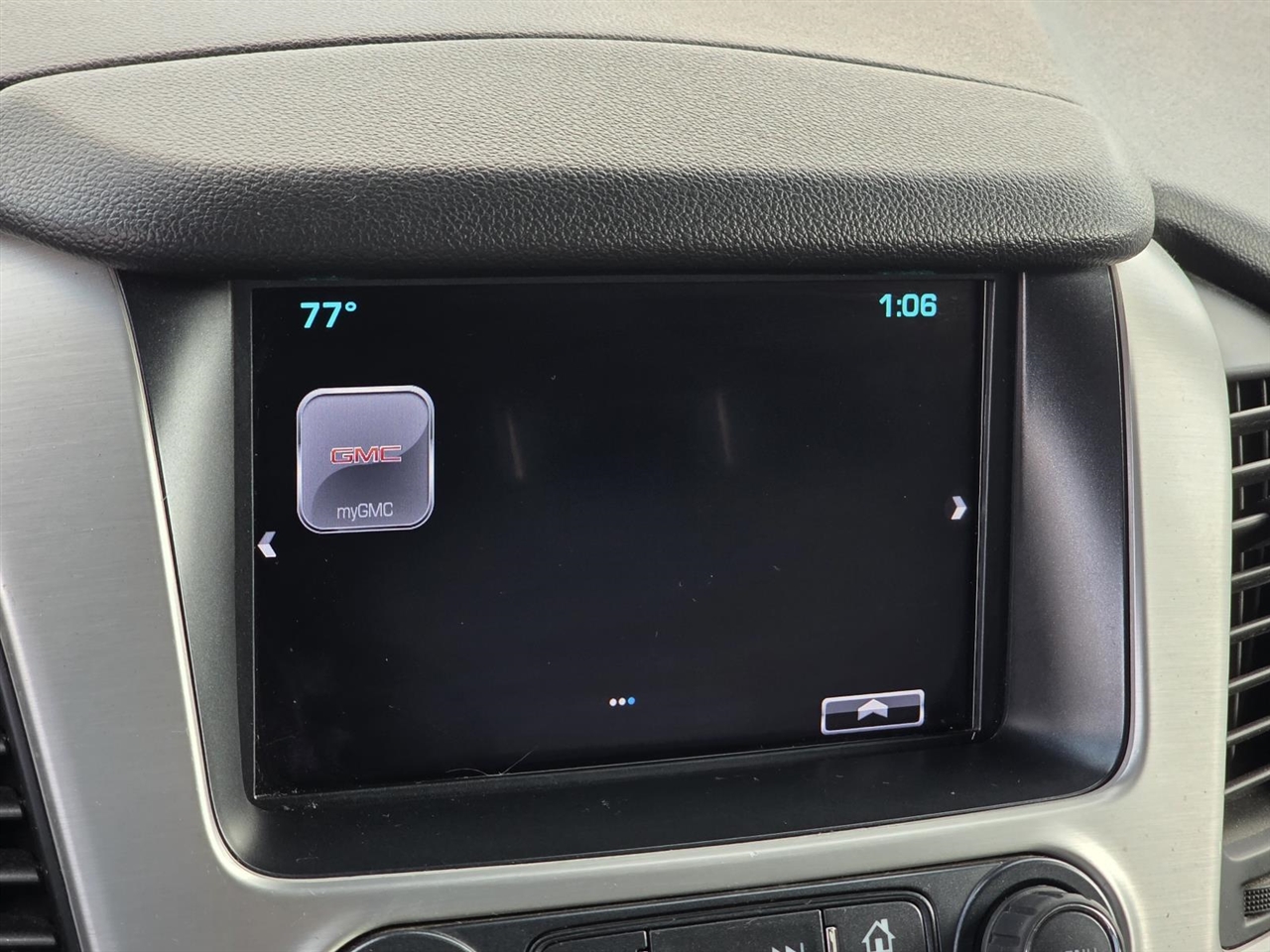 GMC Yukon SLT 2WD 2017