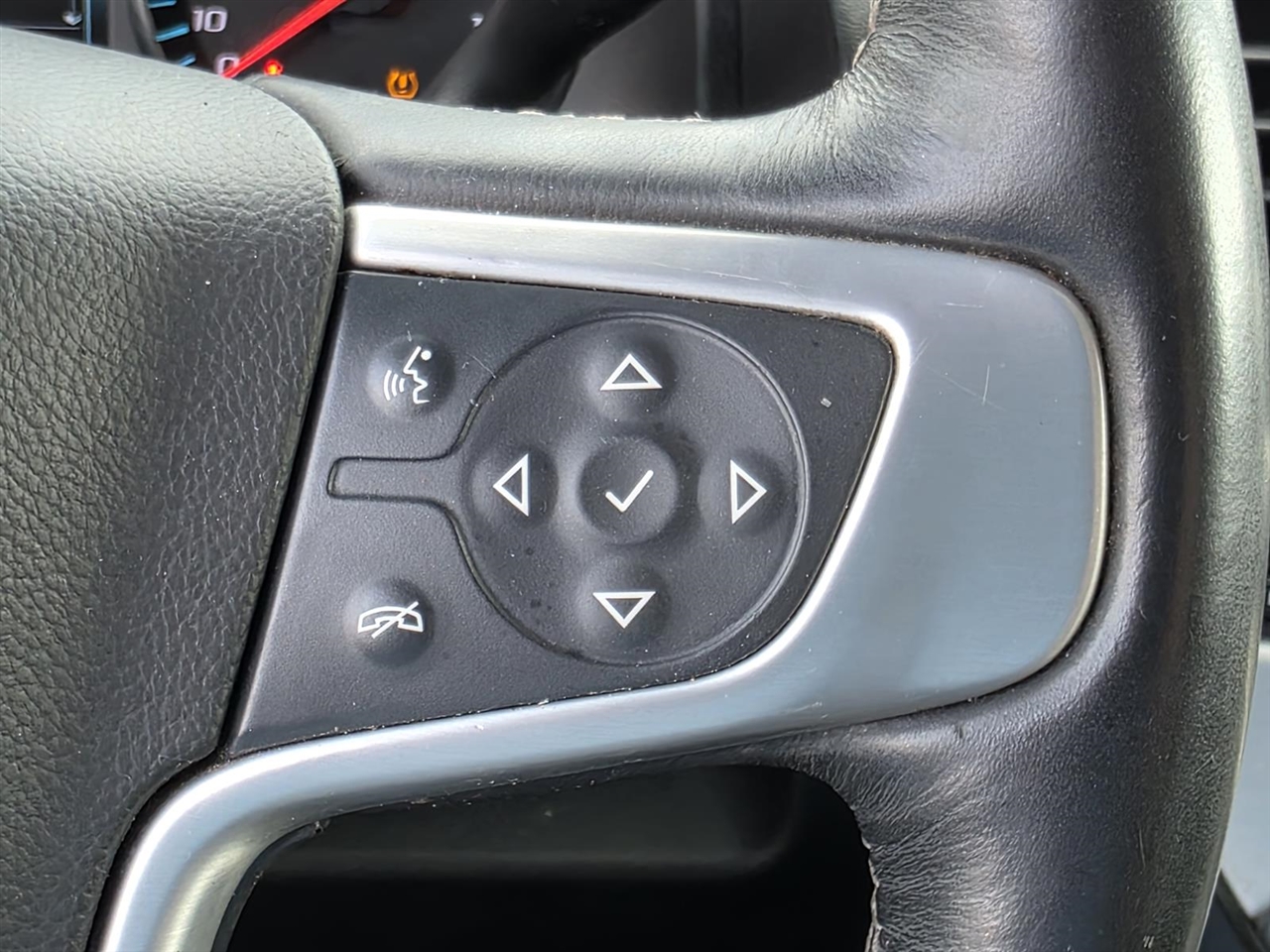 GMC Yukon SLT 2WD 2017