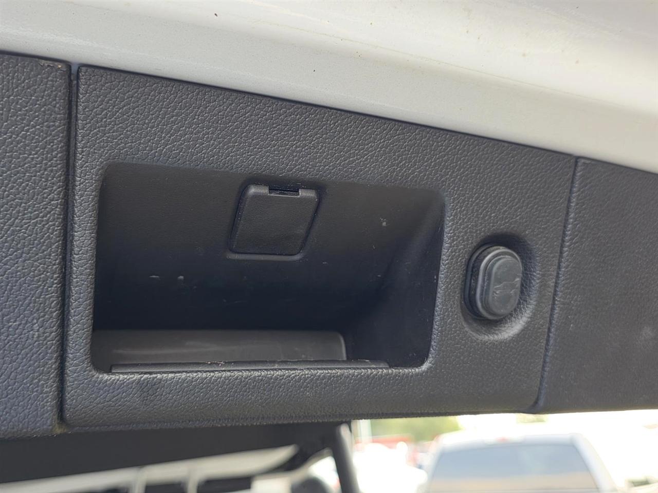 GMC Yukon SLT 2WD 2017