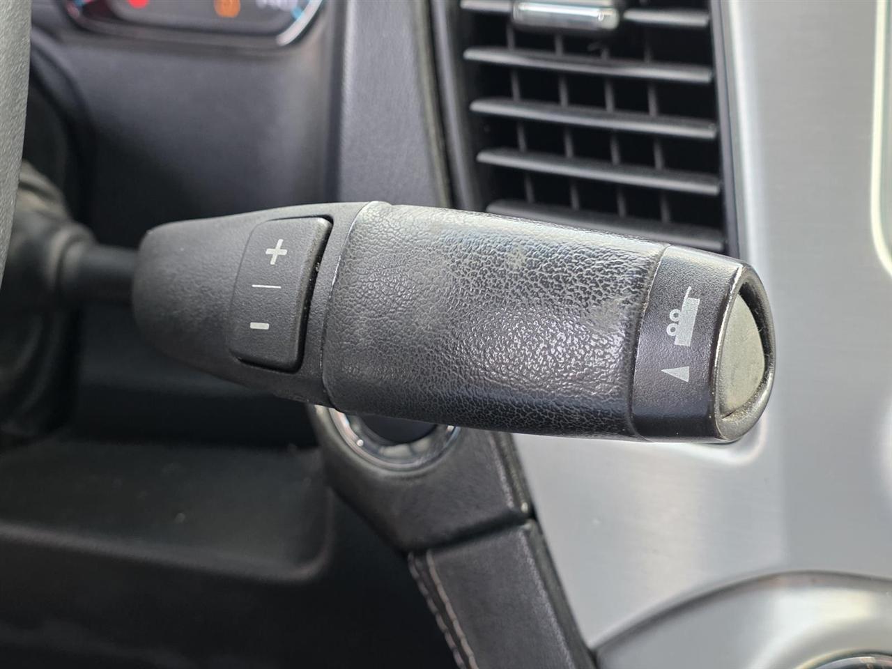 GMC Yukon SLT 2WD 2017