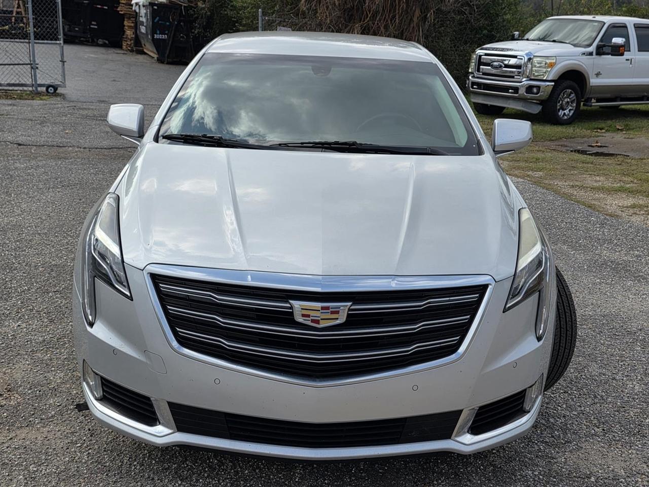 Cadillac XTS Luxury FWD 2018