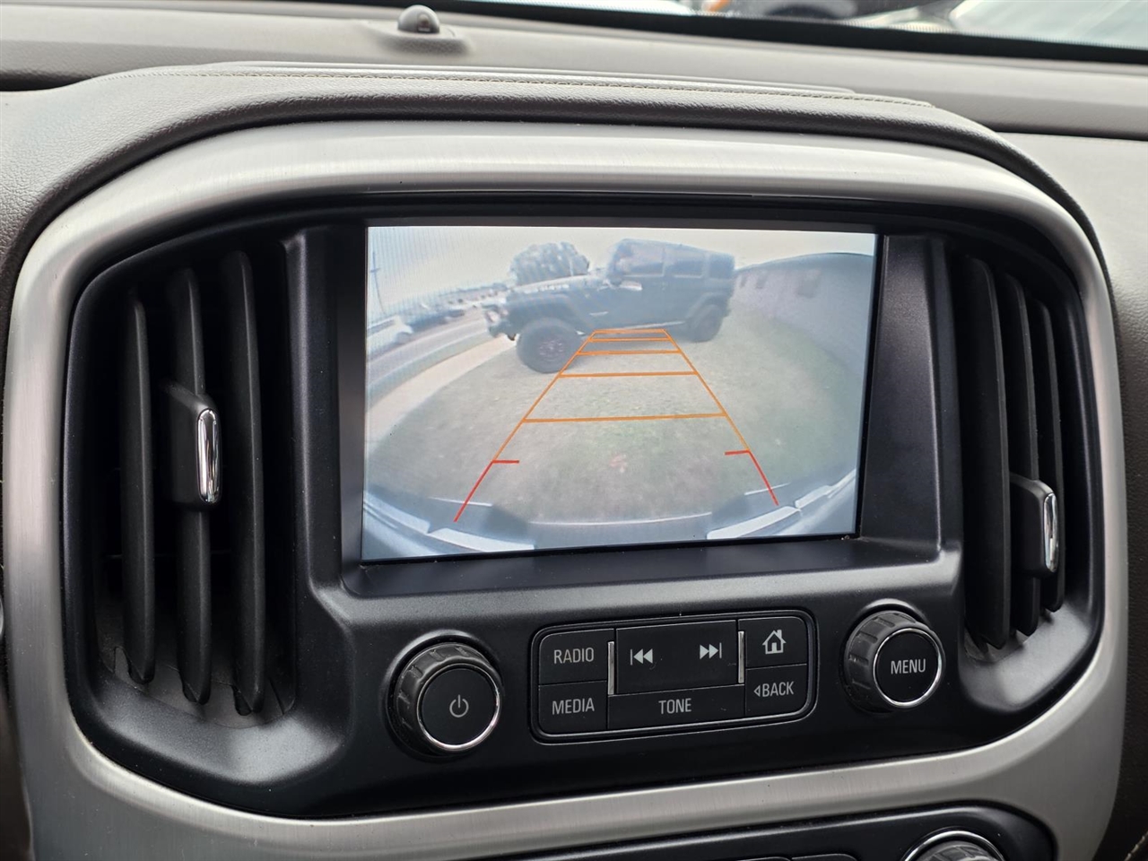 GMC Canyon SLT Crew Cab 4WD Long Box 2016