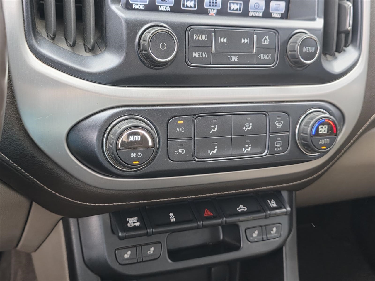 GMC Canyon SLT Crew Cab 4WD Long Box 2016