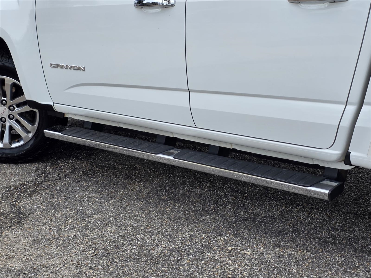 GMC Canyon SLT Crew Cab 4WD Long Box 2016