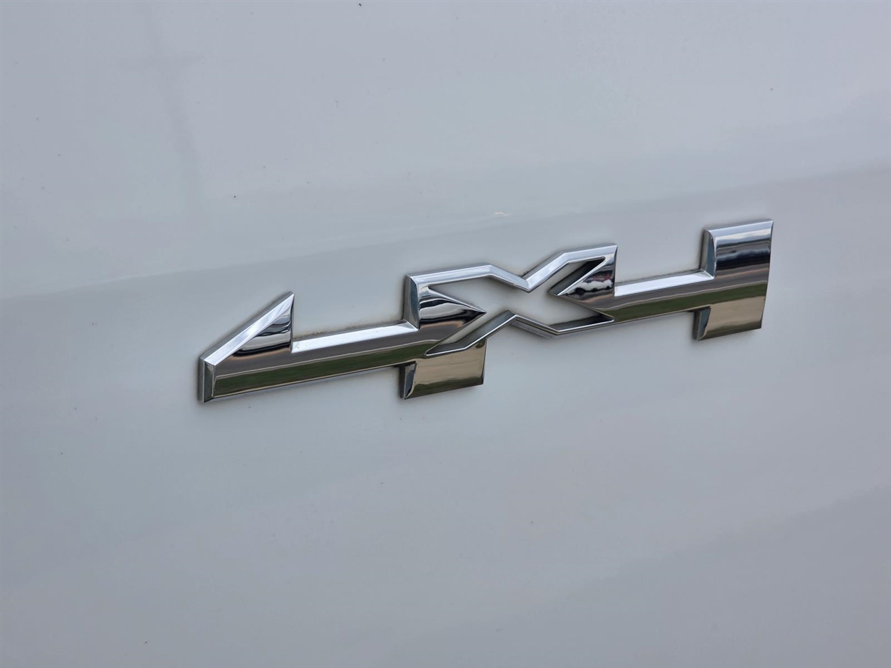 GMC Canyon SLT Crew Cab 4WD Long Box 2016