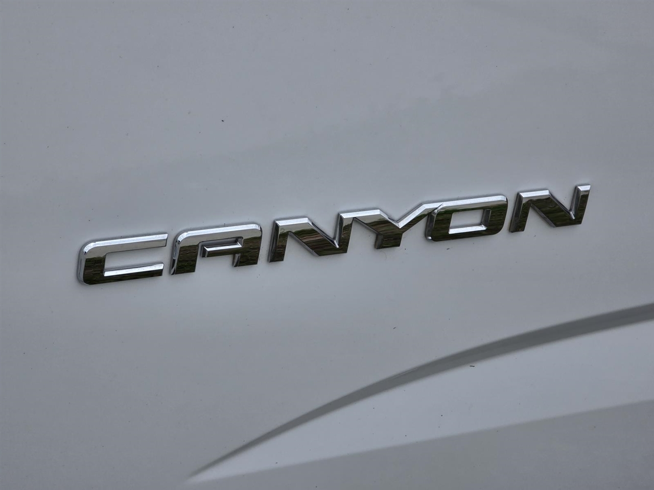 GMC Canyon SLT Crew Cab 4WD Long Box 2016