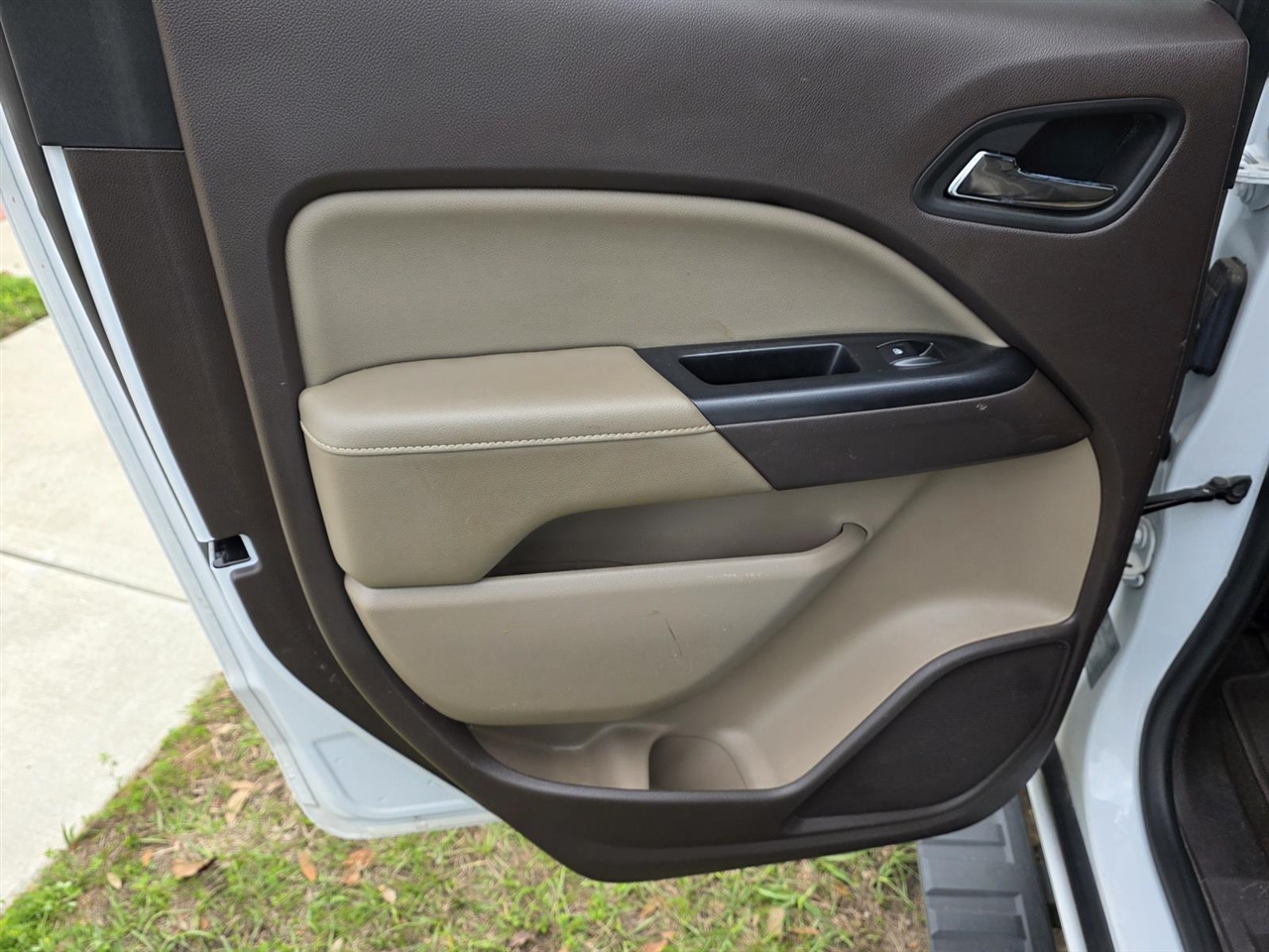 GMC Canyon SLT Crew Cab 4WD Long Box 2016