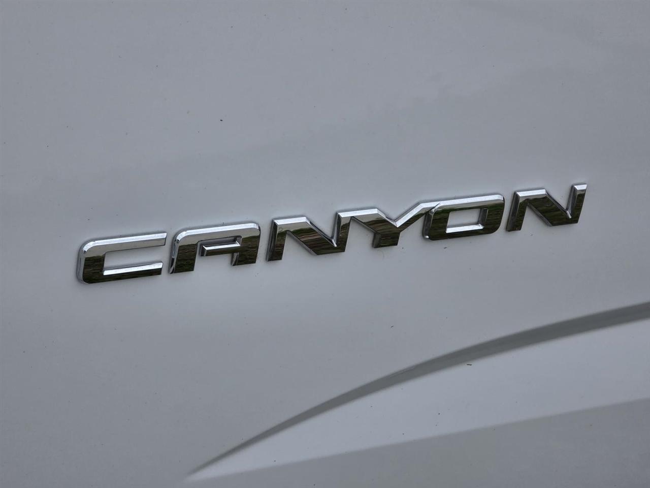 GMC Canyon SLT Crew Cab 4WD Long Box 2016