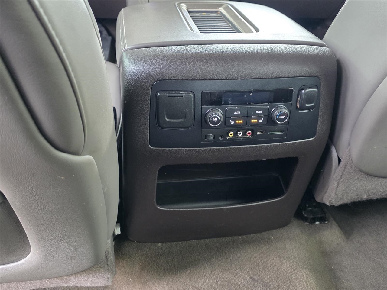 GMC Yukon Denali 2WD 2015