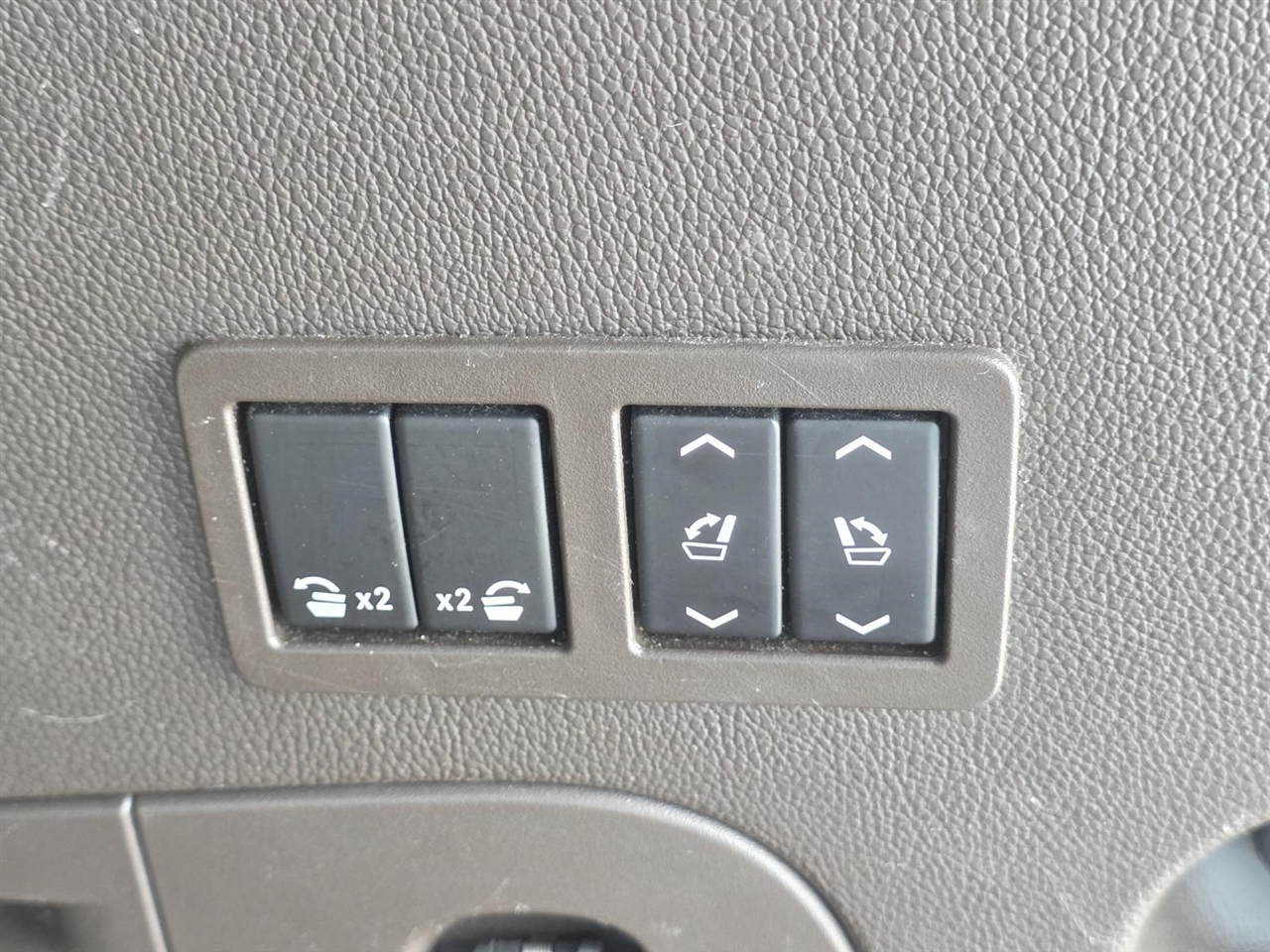 GMC Yukon Denali 2WD 2015