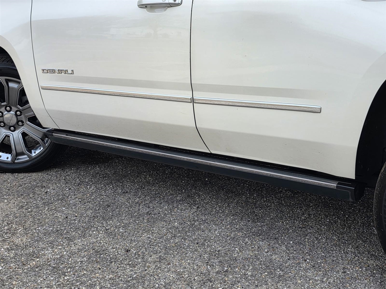 GMC Yukon Denali 2WD 2015