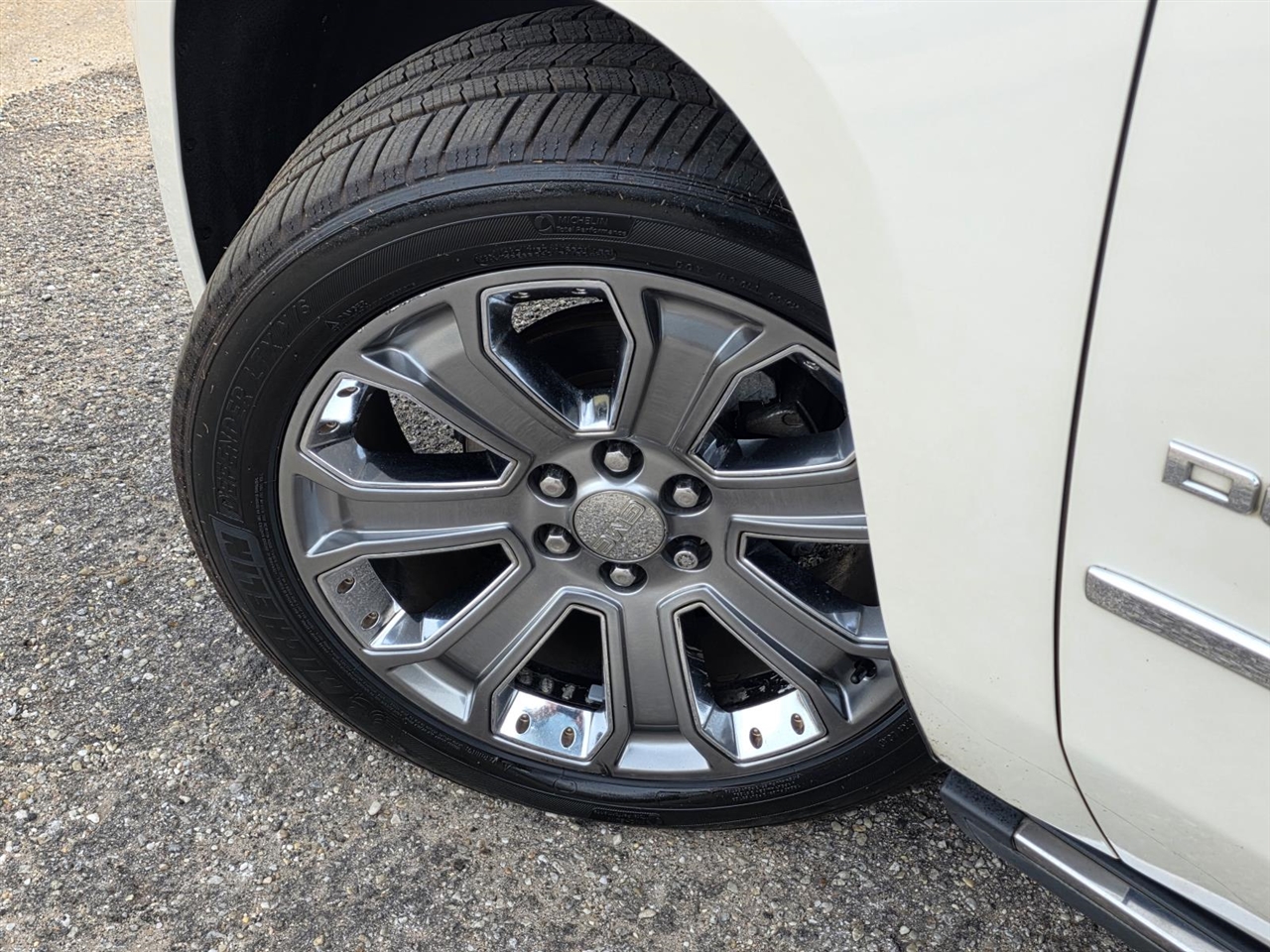 GMC Yukon Denali 2WD 2015