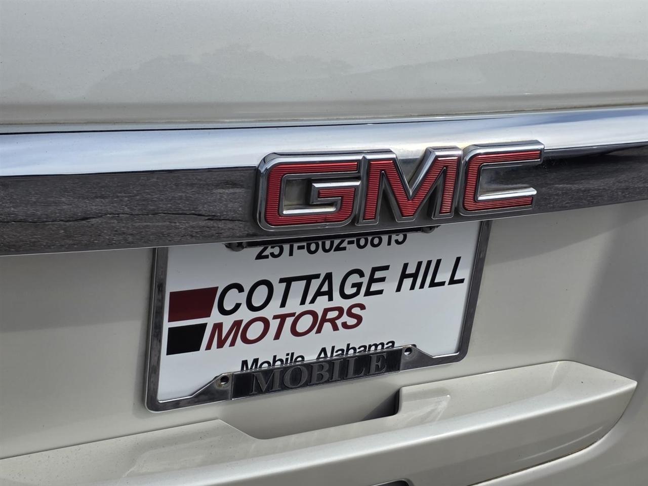 GMC Yukon Denali 2WD 2015