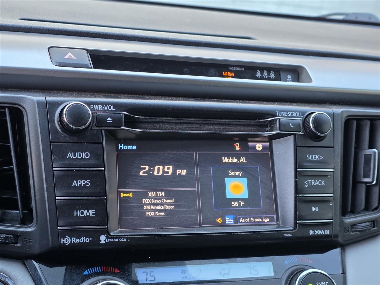 Toyota RAV4 XLE FWD 2018