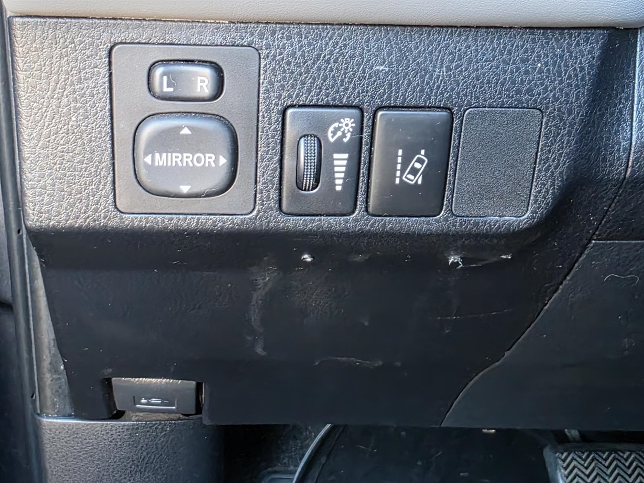 Toyota RAV4 XLE FWD 2018