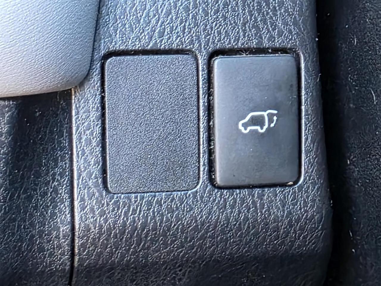 Toyota RAV4 XLE FWD 2018