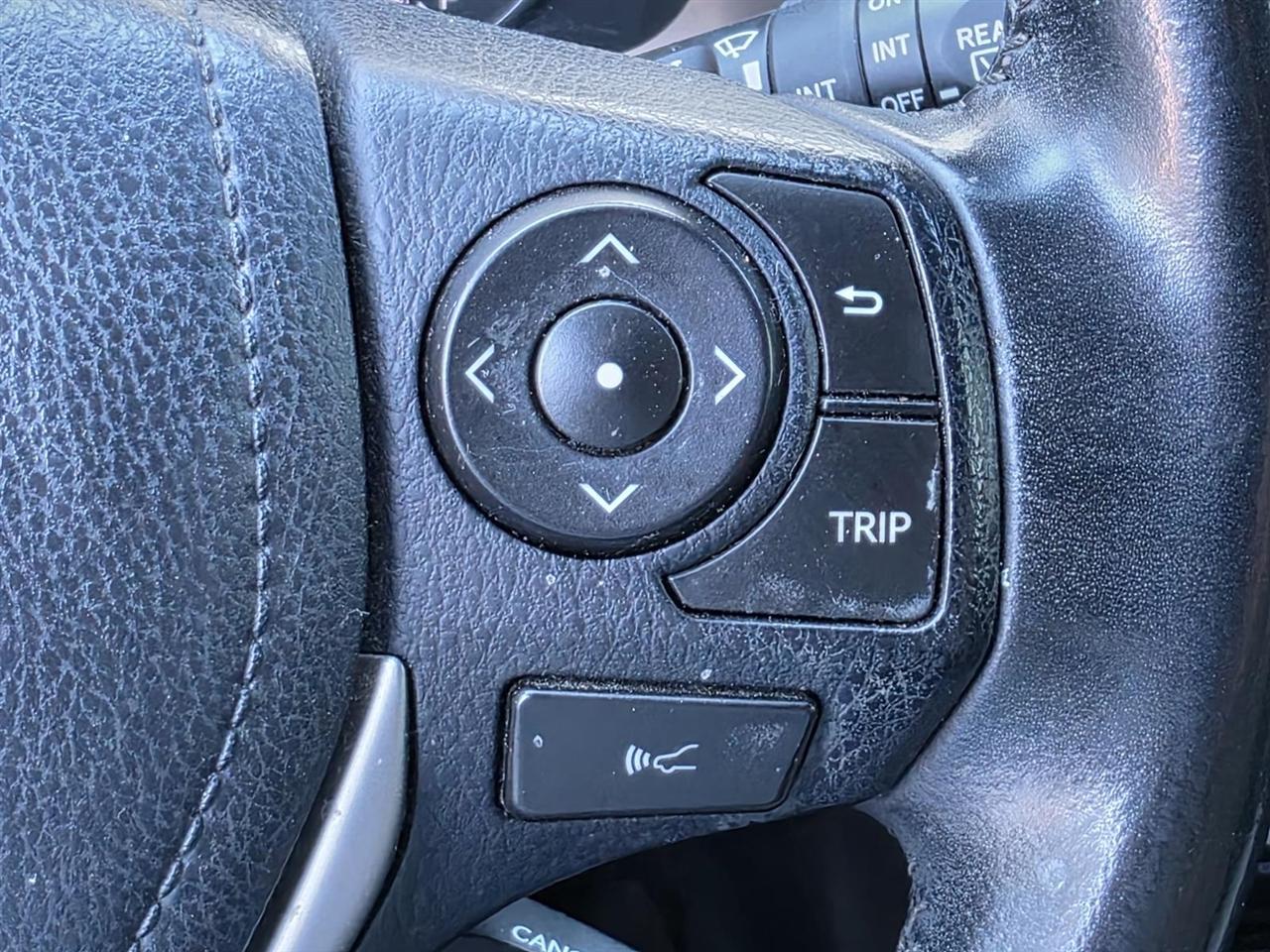 Toyota RAV4 XLE FWD 2018