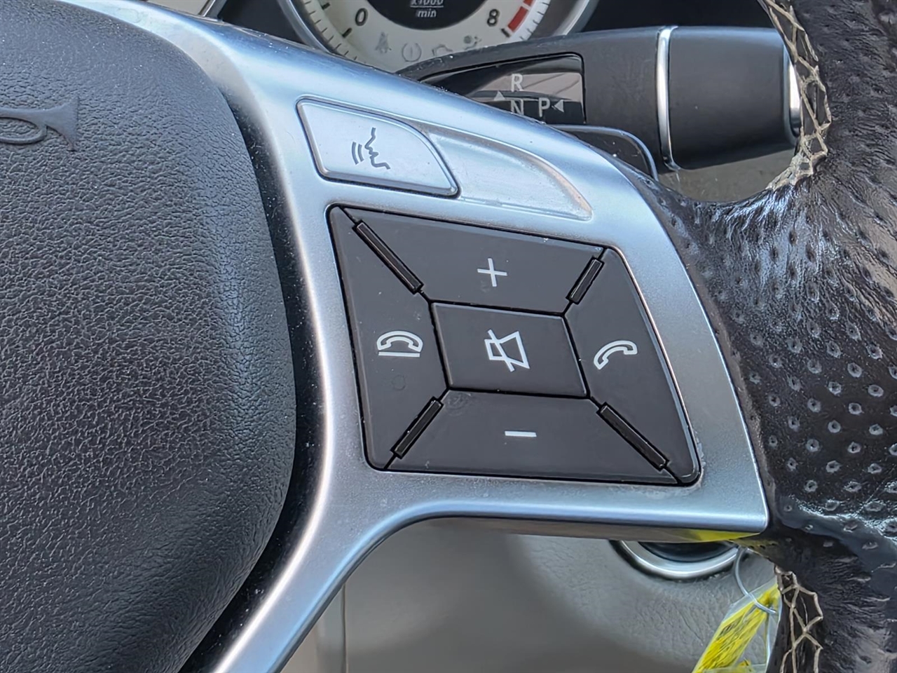 Mercedes-Benz E-Class E350 4MATIC Sedan 2014