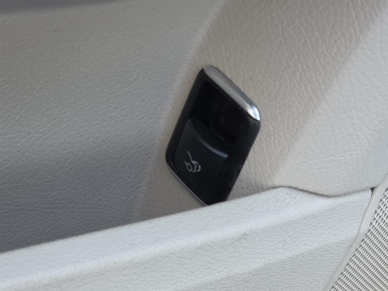 Mercedes-Benz E-Class E350 4MATIC Sedan 2014