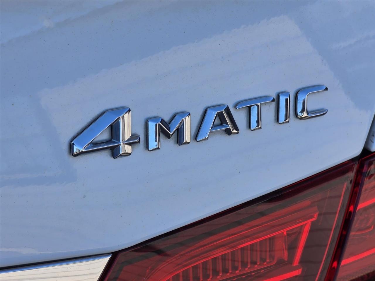 Mercedes-Benz E-Class E350 4MATIC Sedan 2014