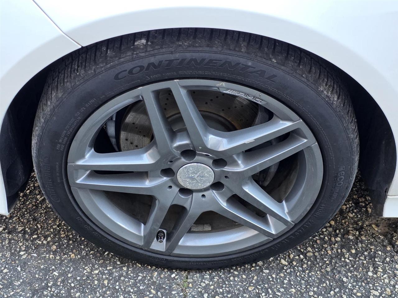 Mercedes-Benz E-Class E350 4MATIC Sedan 2014