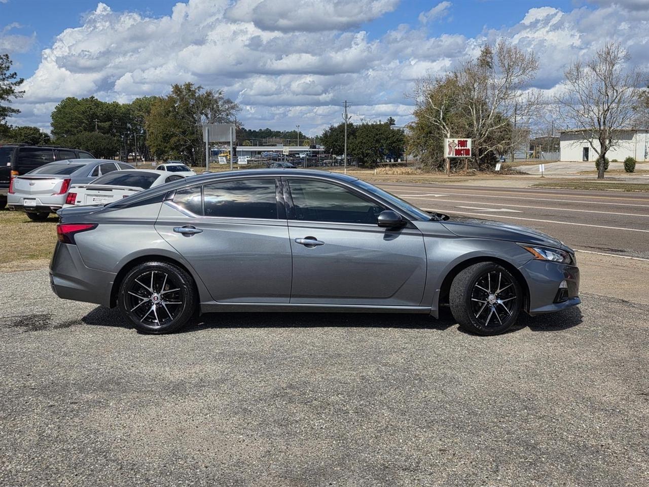 Nissan Altima 2.5 SV 2019