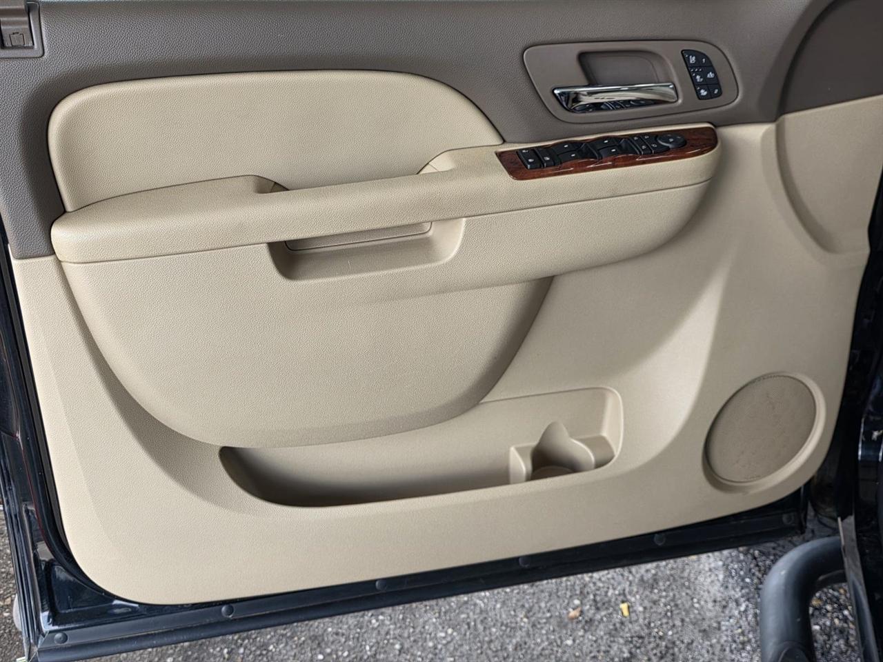 Chevrolet Silverado 1500 LTZ Crew Cab 4WD 2013