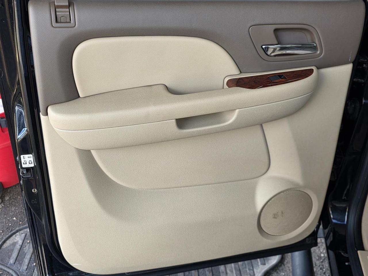 Chevrolet Silverado 1500 LTZ Crew Cab 4WD 2013